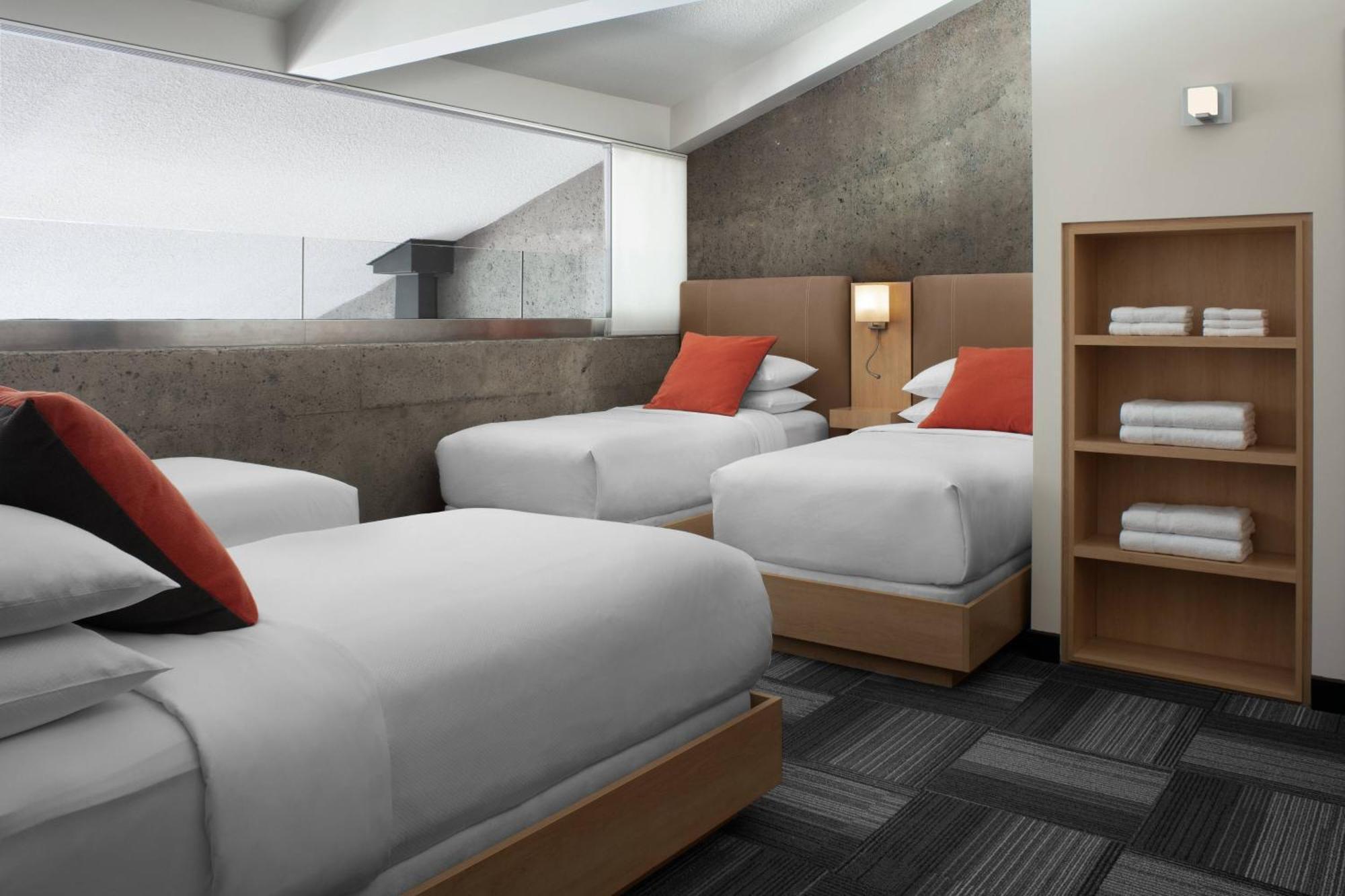 Delta Hotels By Marriott Mont Sainte-Anne, Resort & Convention Center بيوبره المظهر الخارجي الصورة