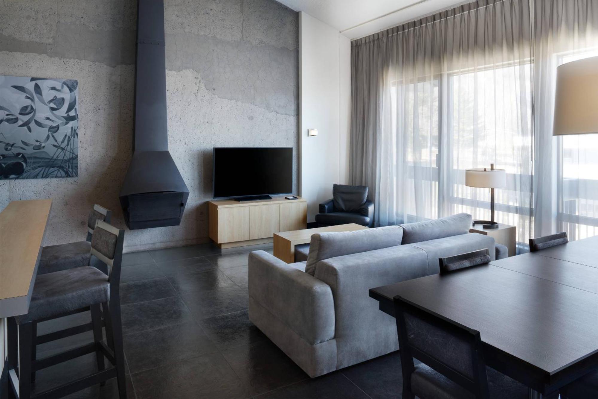 Delta Hotels By Marriott Mont Sainte-Anne, Resort & Convention Center بيوبره المظهر الخارجي الصورة