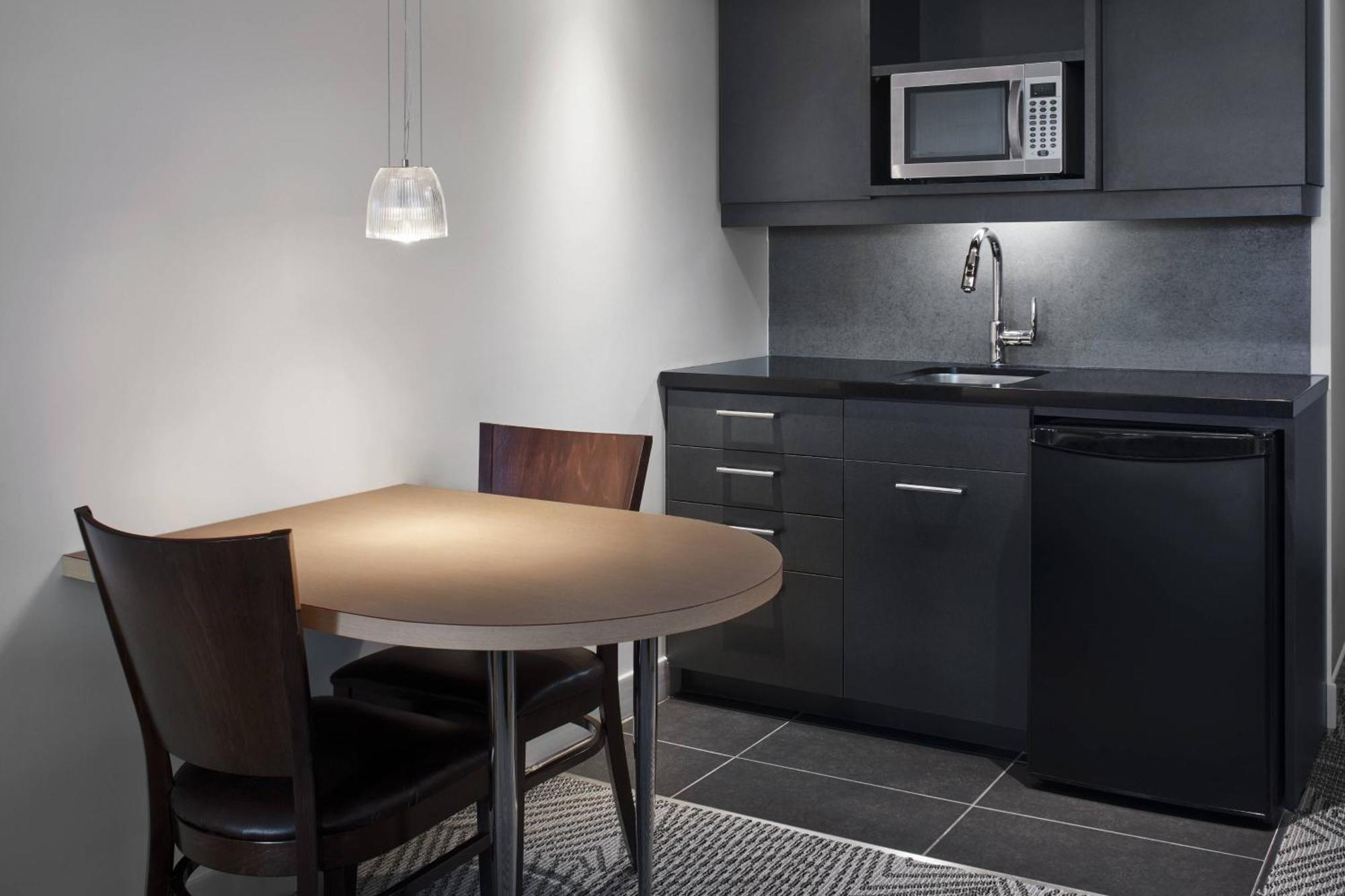 Delta Hotels By Marriott Mont Sainte-Anne, Resort & Convention Center بيوبره المظهر الخارجي الصورة